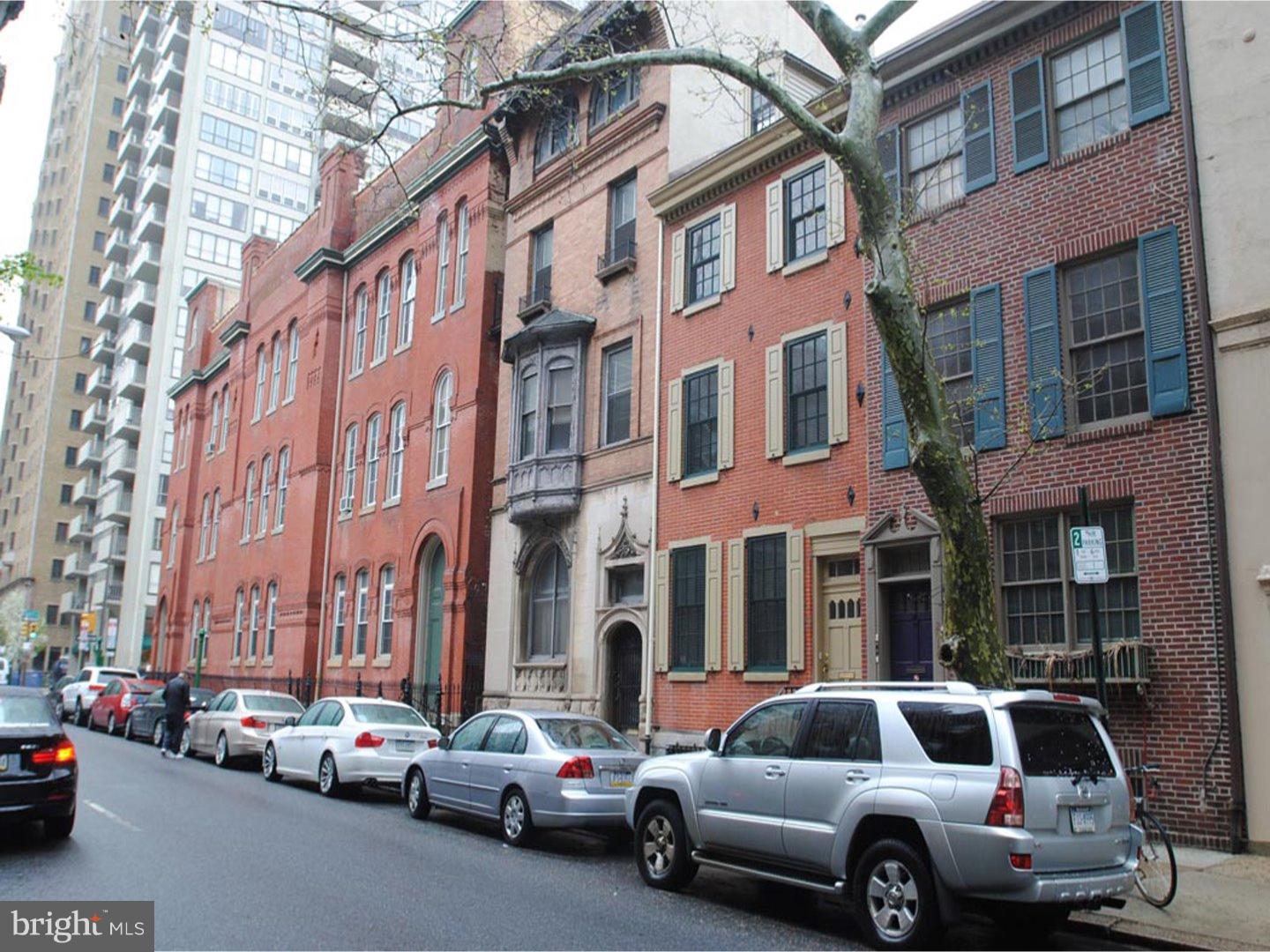 RITTENHOUSE SQUARE - Residential Income