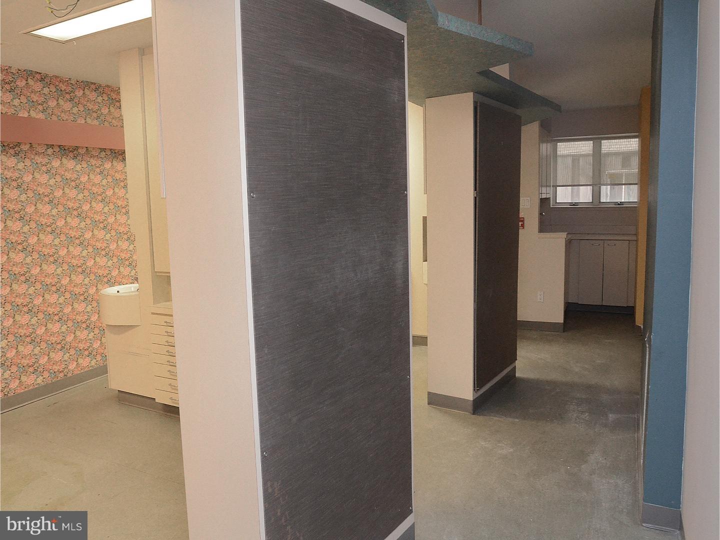 RITTENHOUSE SQUARE - Residential Income