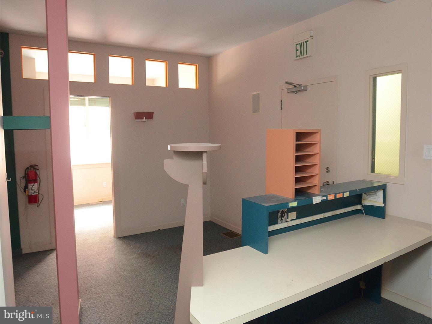 RITTENHOUSE SQUARE - Residential Income