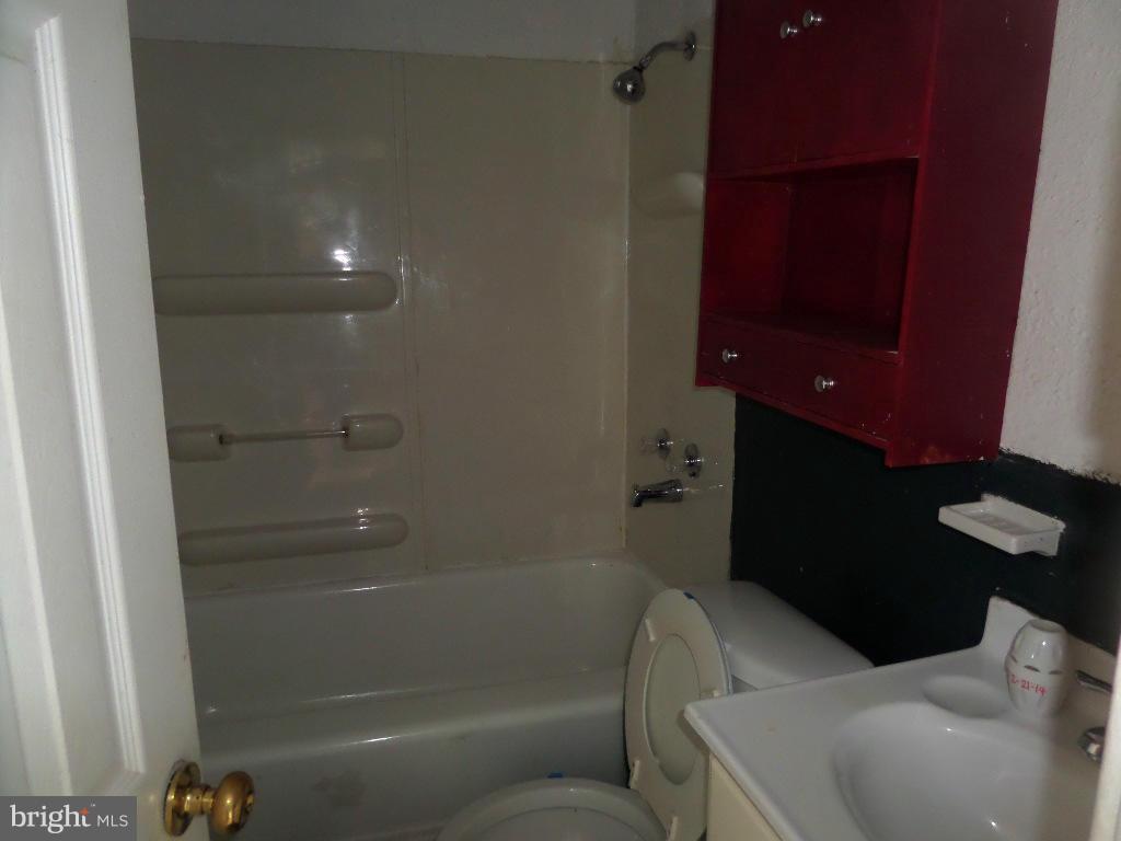 BROOKWOOD - Residential