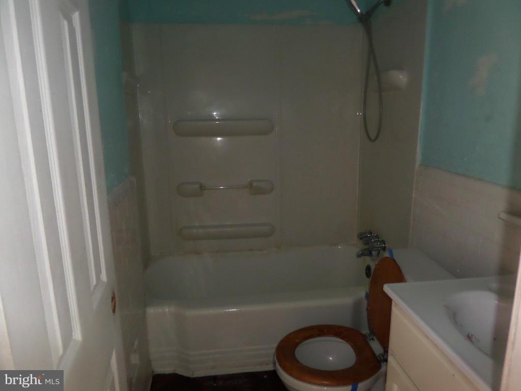 BROOKWOOD - Residential