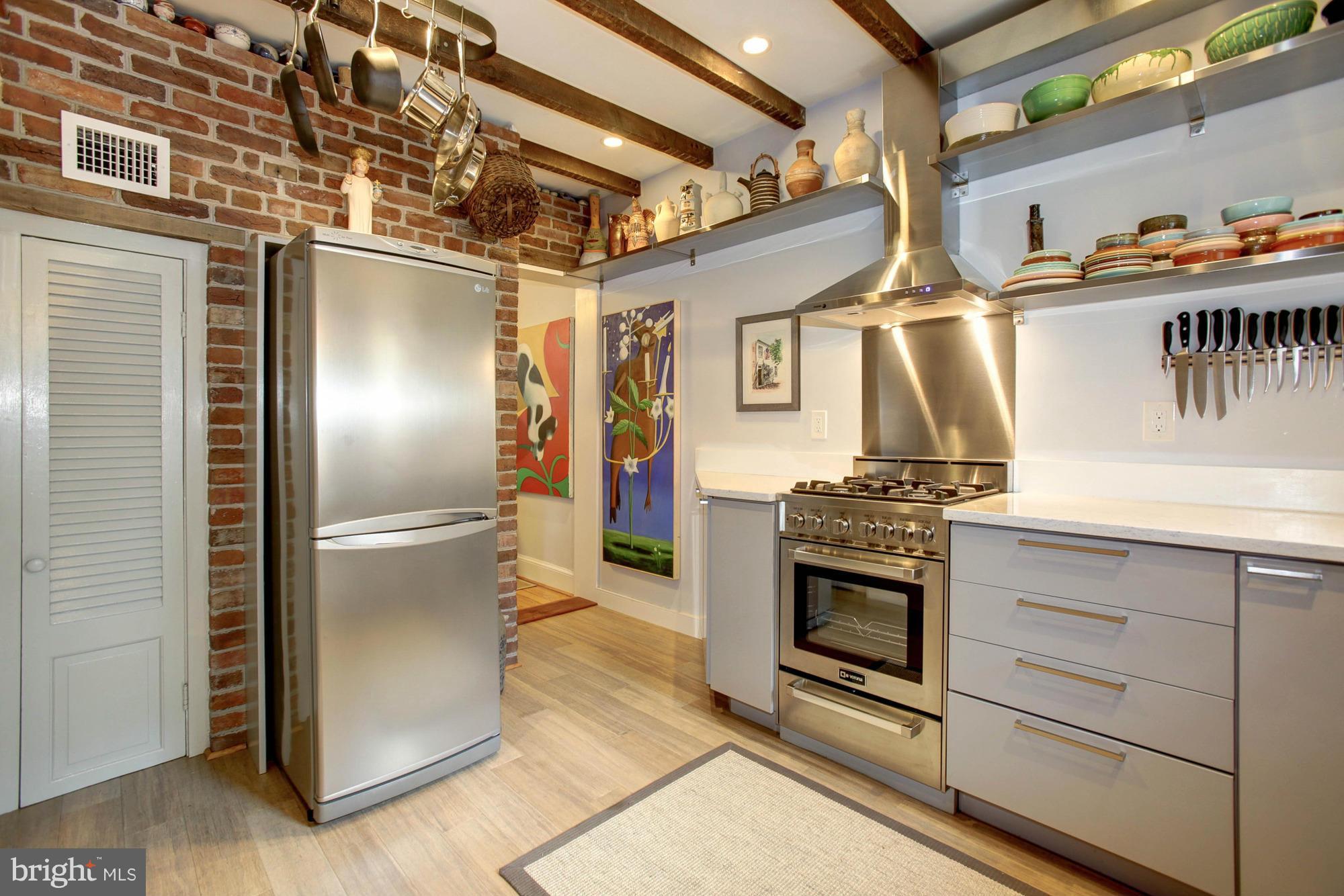 ALEXANDRIA - Residential