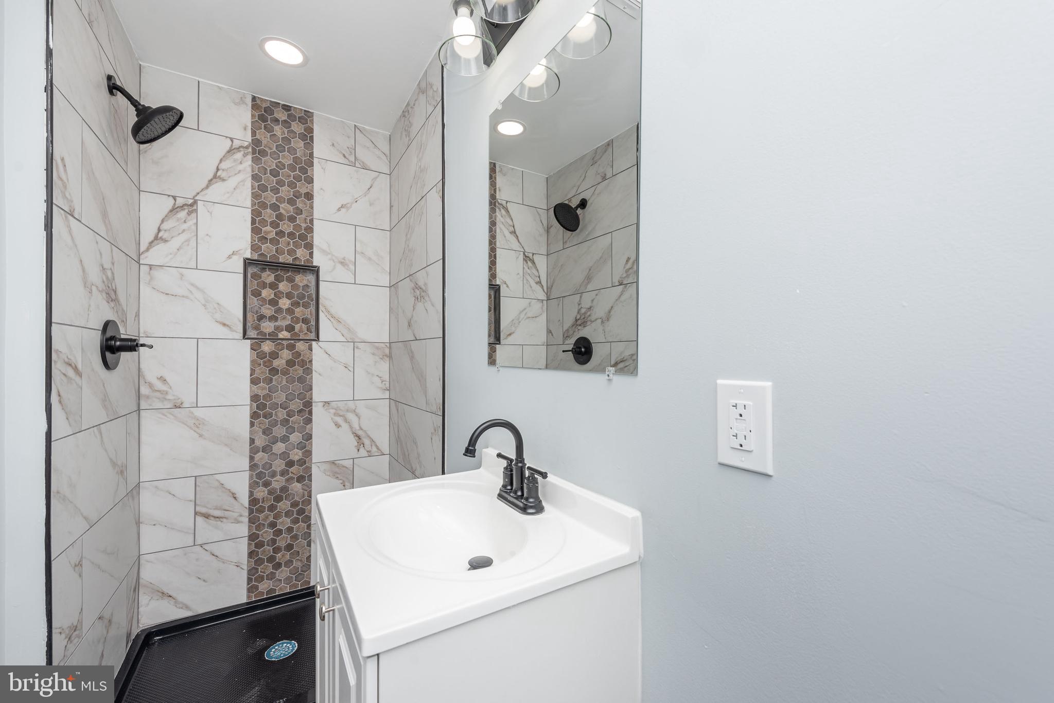 EDMONDSON - Residential