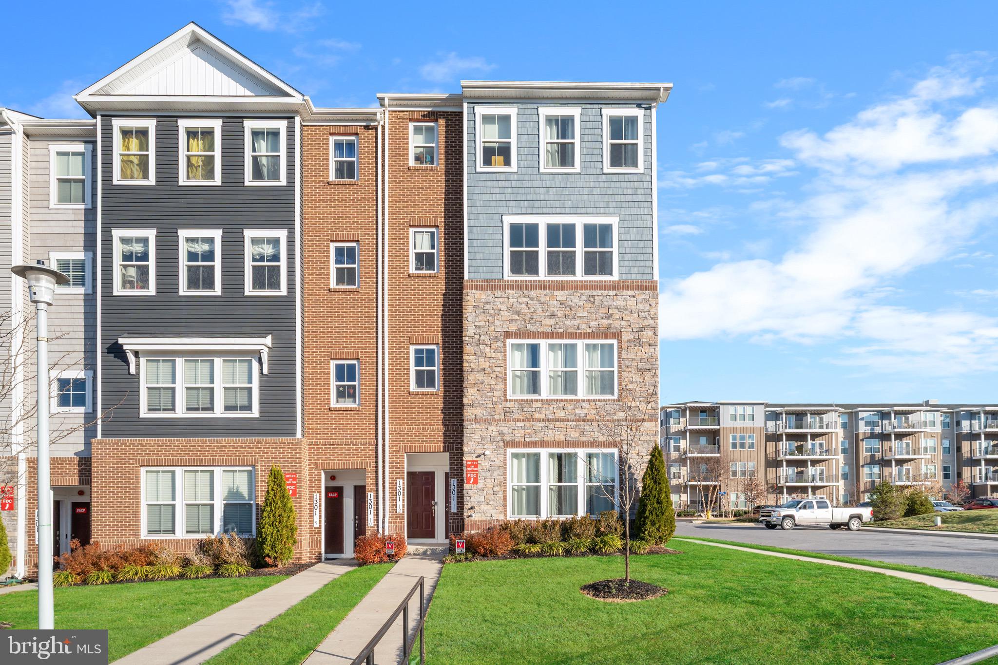 RIVERWALK AT CROFTON - Residential Lease