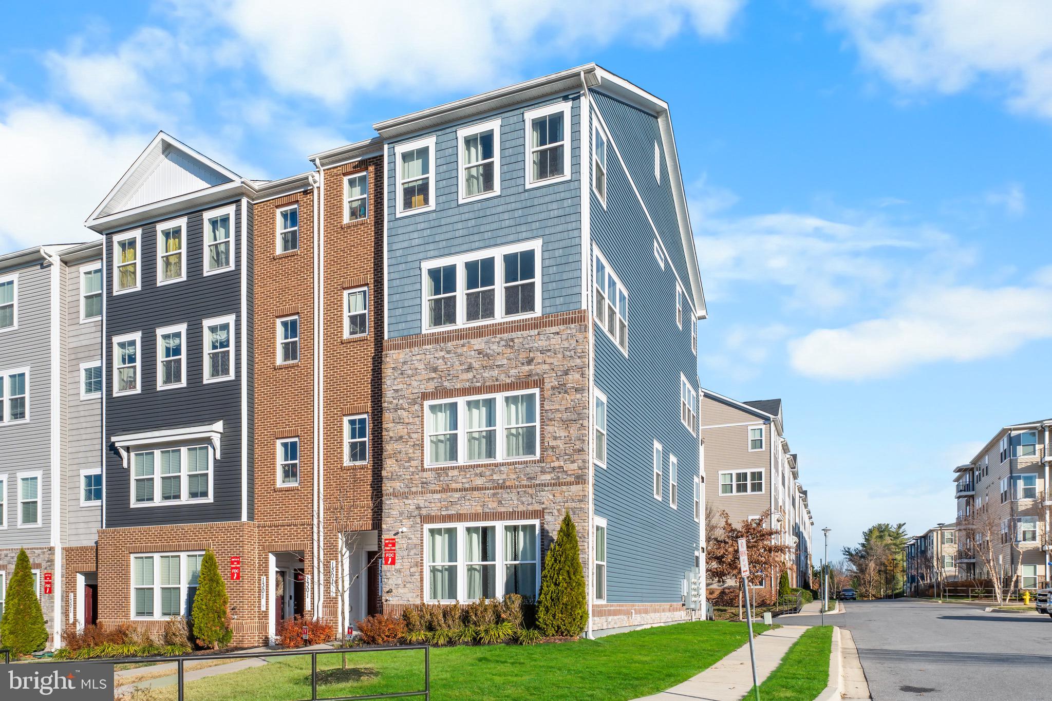 RIVERWALK AT CROFTON - Residential Lease