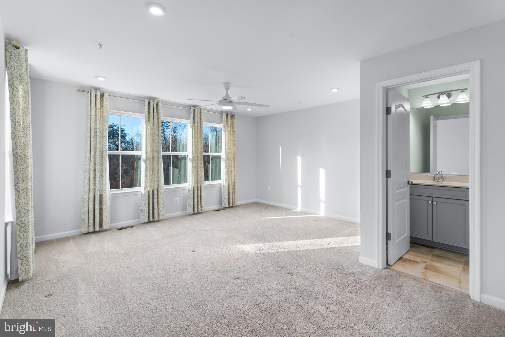 RIVERWALK AT CROFTON - Residential Lease