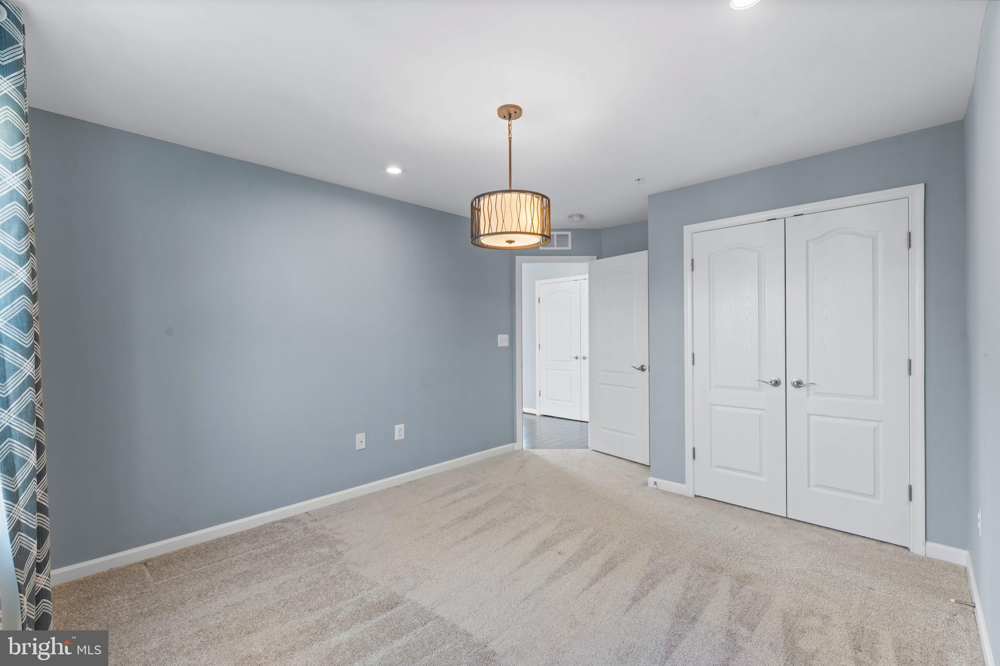 RIVERWALK AT CROFTON - Residential Lease