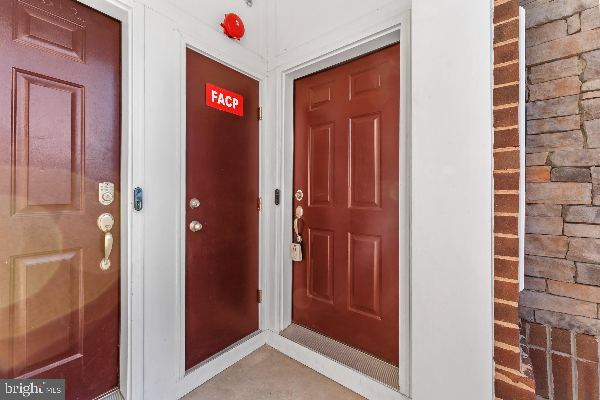 RIVERWALK AT CROFTON - Residential Lease