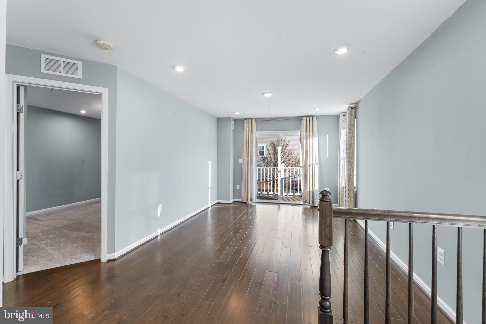 RIVERWALK AT CROFTON - Residential Lease