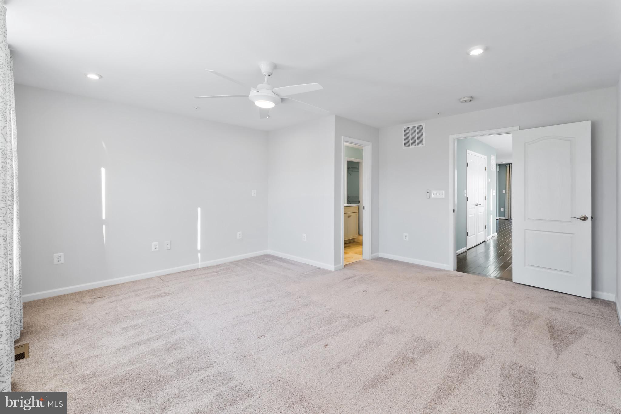 RIVERWALK AT CROFTON - Residential Lease