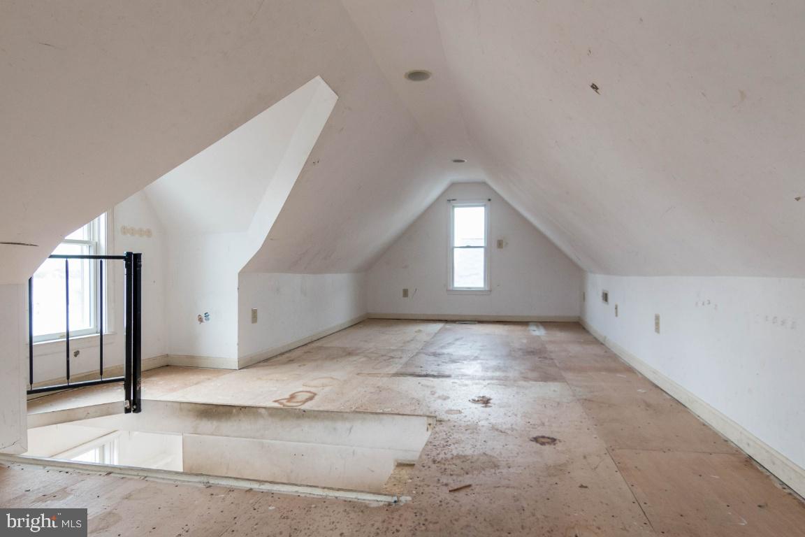 OVERLEA - Residential