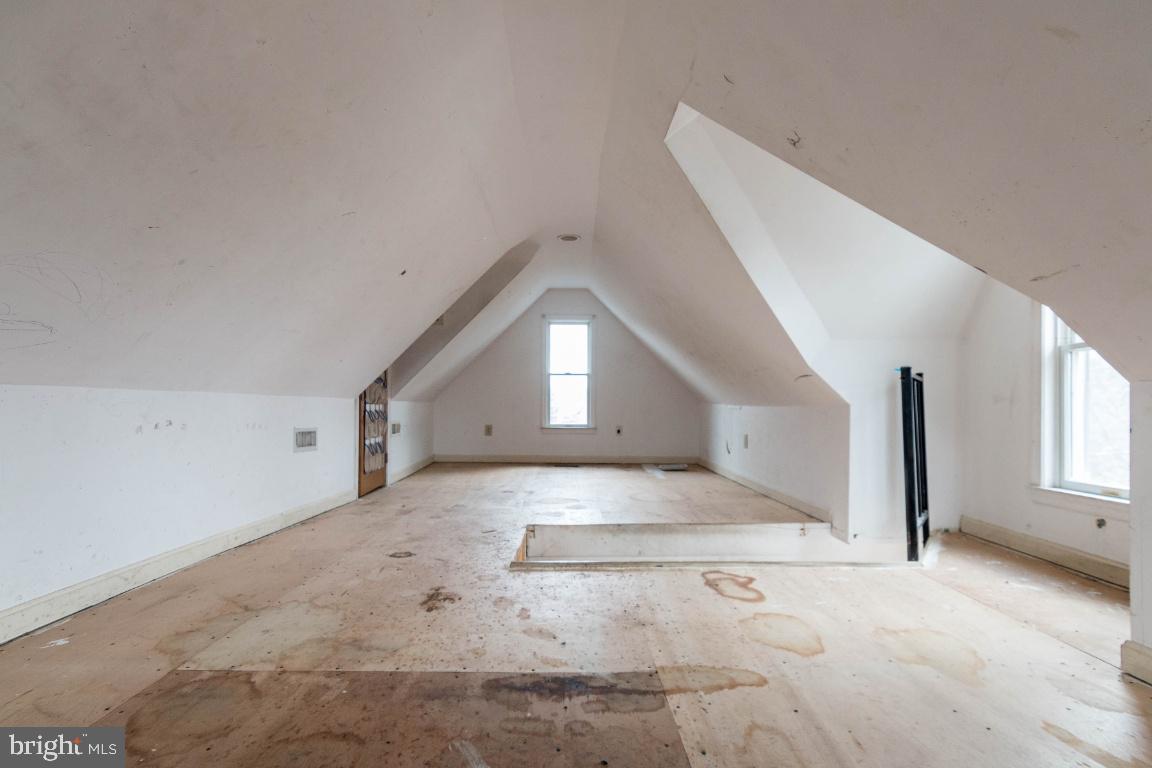 OVERLEA - Residential