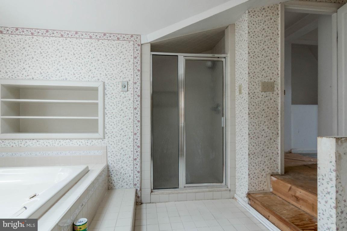 OVERLEA - Residential