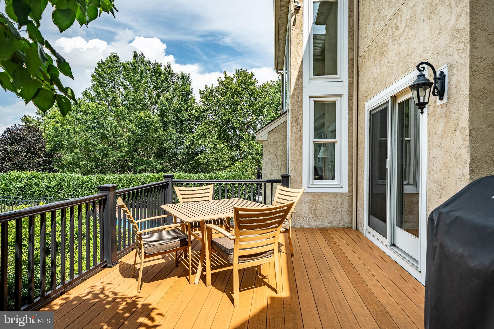 STEEPLECHASE - Residential