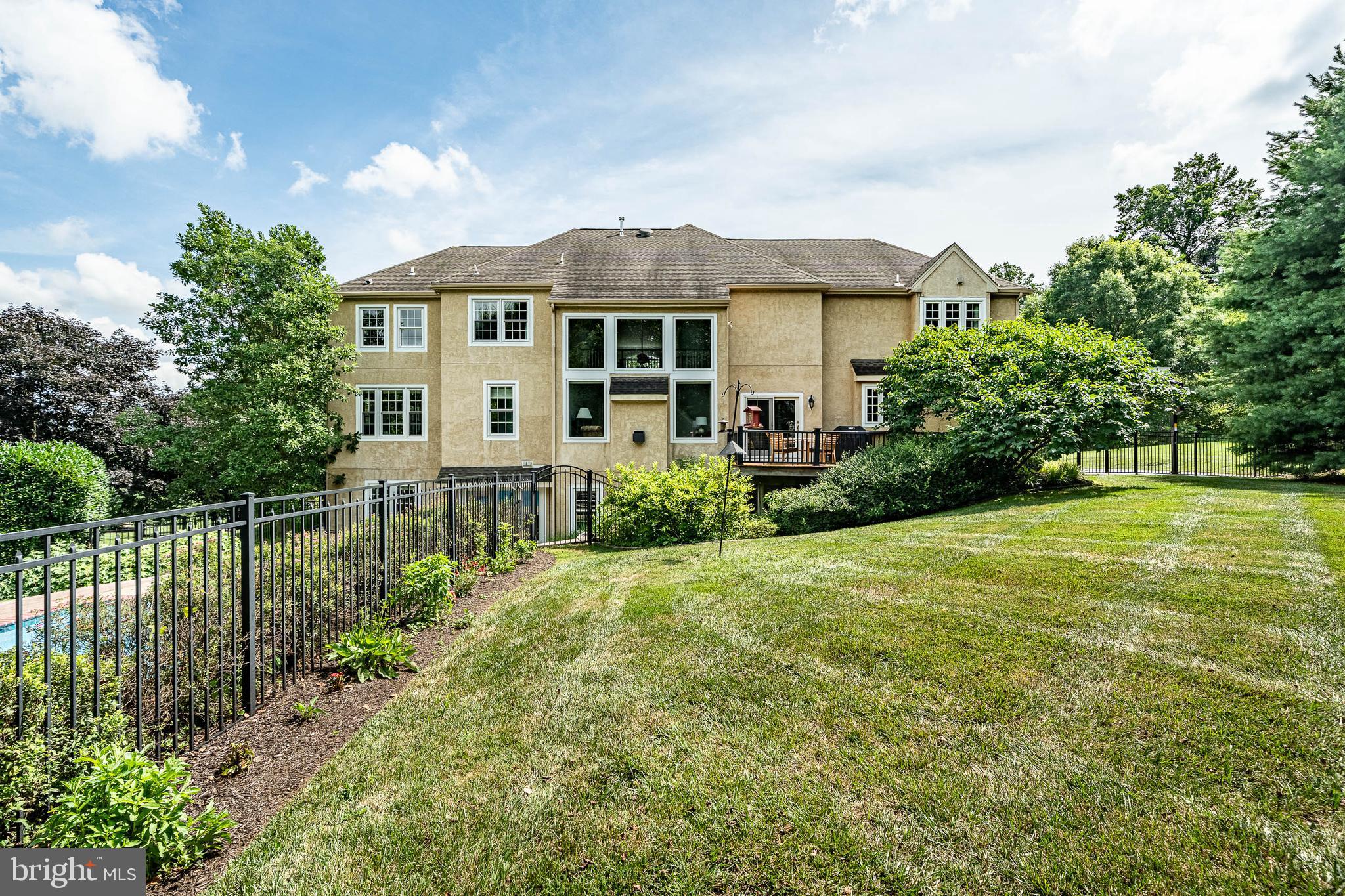 STEEPLECHASE - Residential