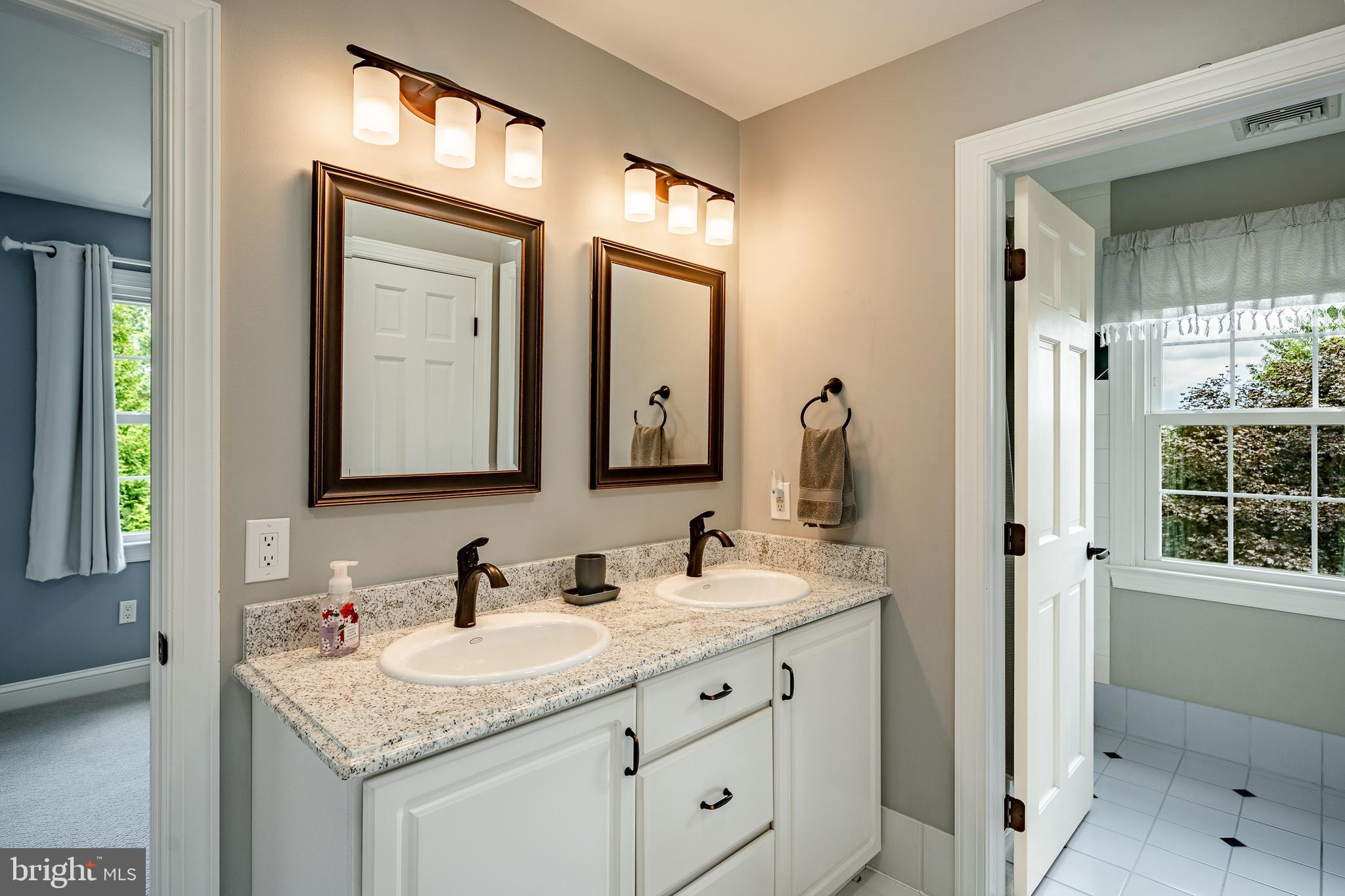 STEEPLECHASE - Residential