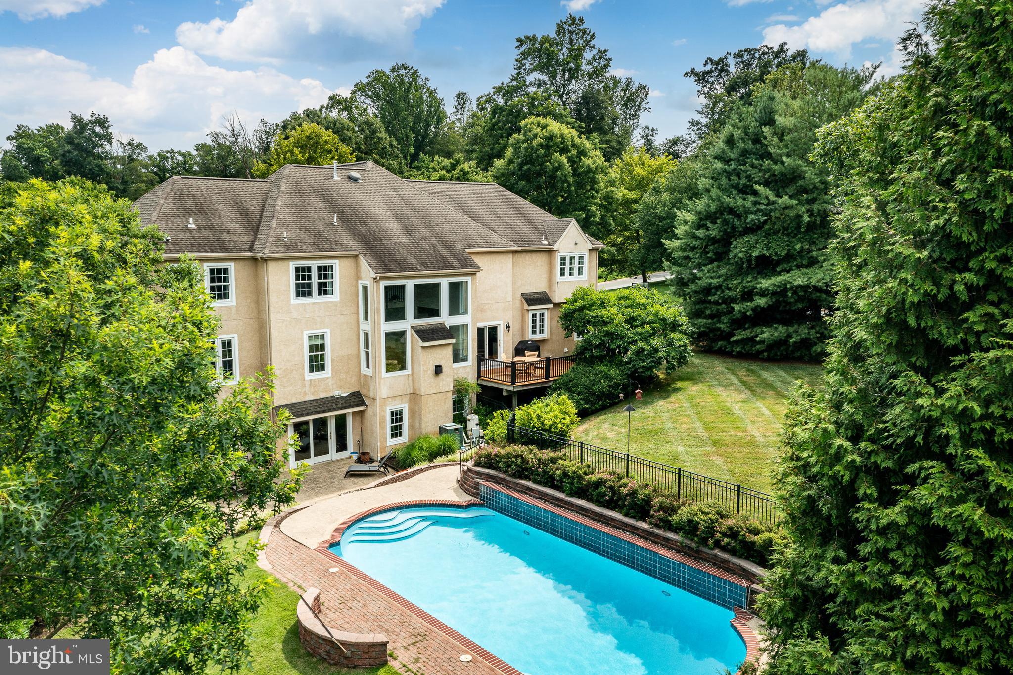 STEEPLECHASE - Residential