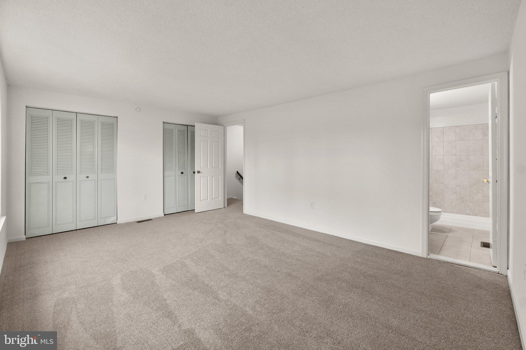 DUMONT OAKS - Residential Lease