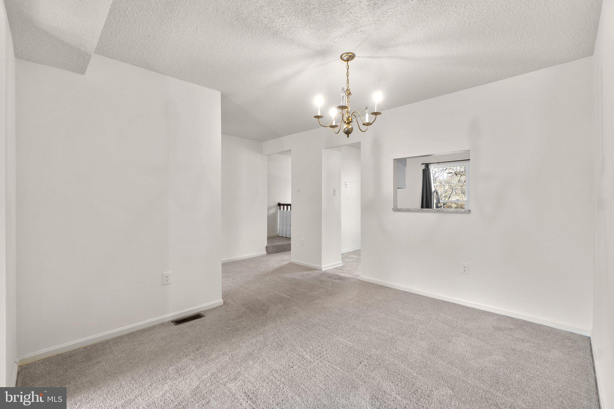 DUMONT OAKS - Residential Lease