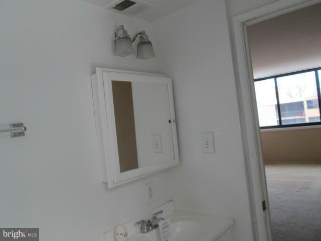 TWENTY-ONE - Residential