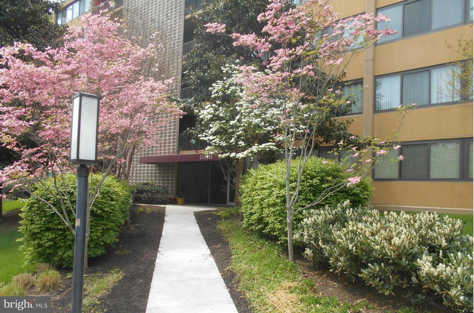 TWENTY-ONE - Residential