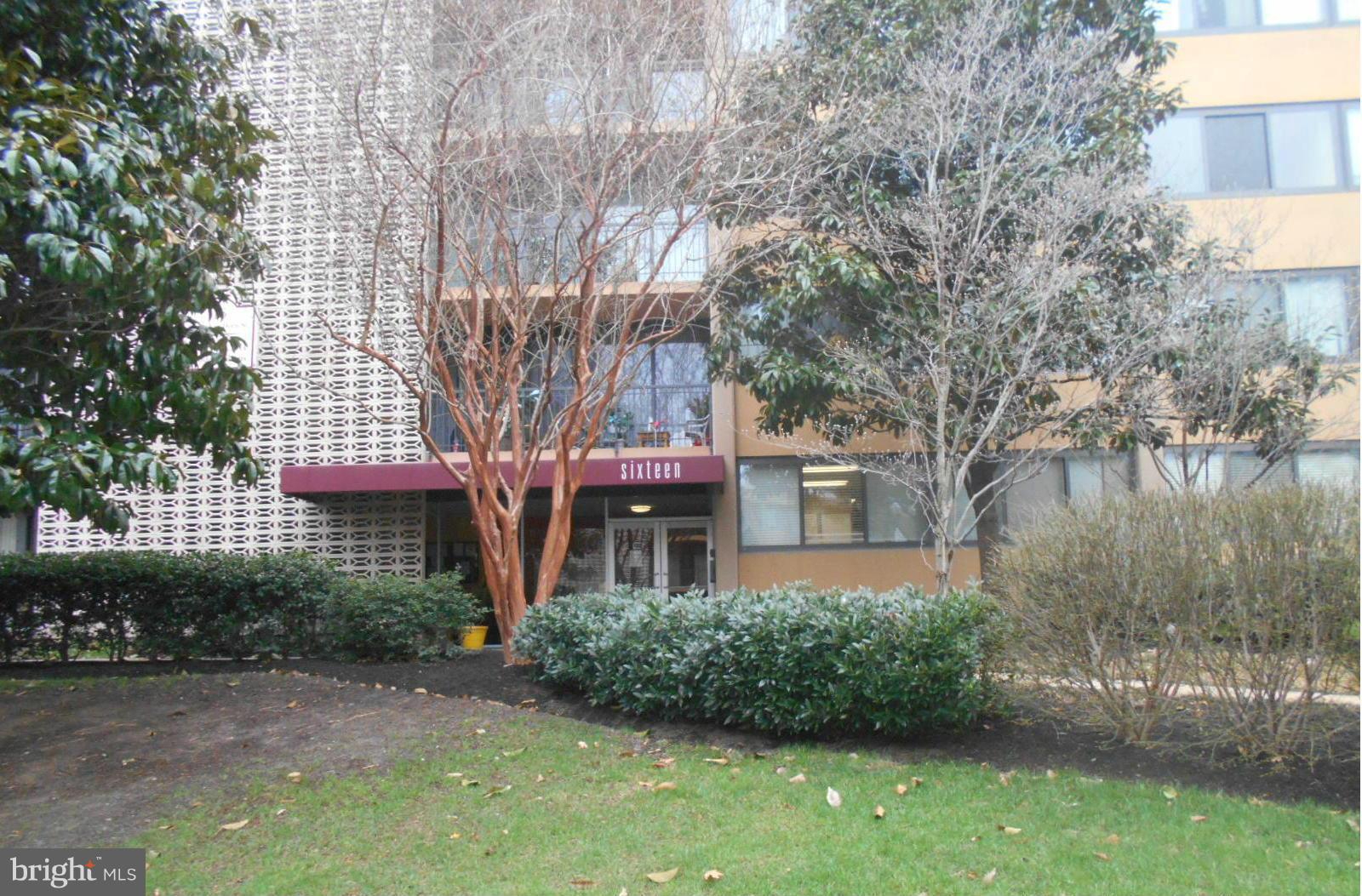 TWENTY-ONE - Residential