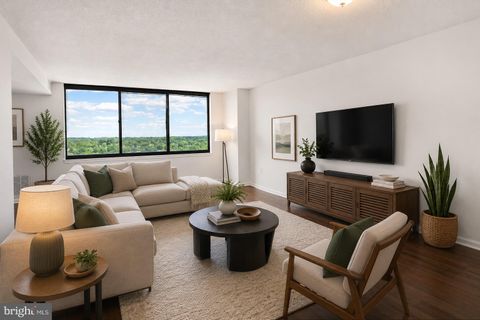 Photo of 10101 Grosvenor Place #2008, ROCKVILLE, MD 20852 (MLS # MDMC2237832)