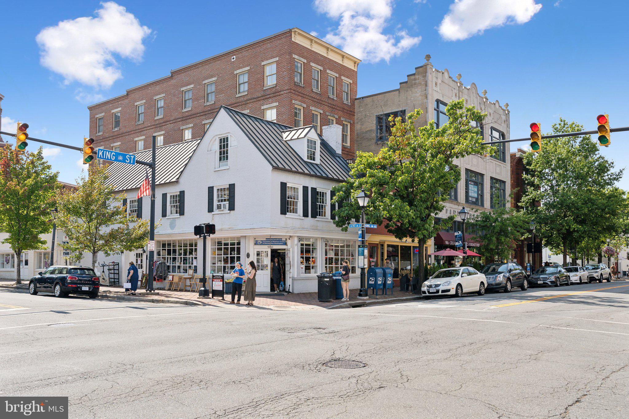 OLD TOWN ALEXANDRIA - Residential Lease