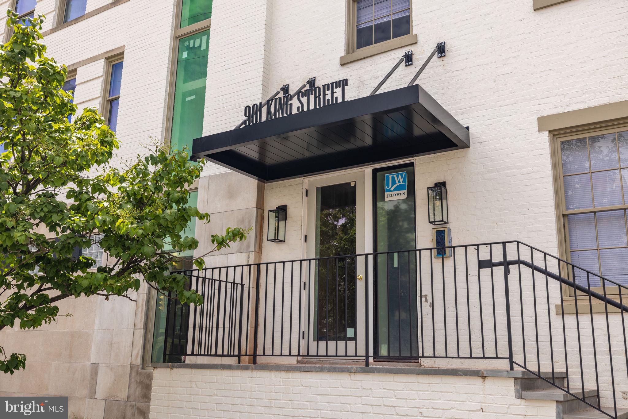 OLD TOWN ALEXANDRIA - Residential Lease