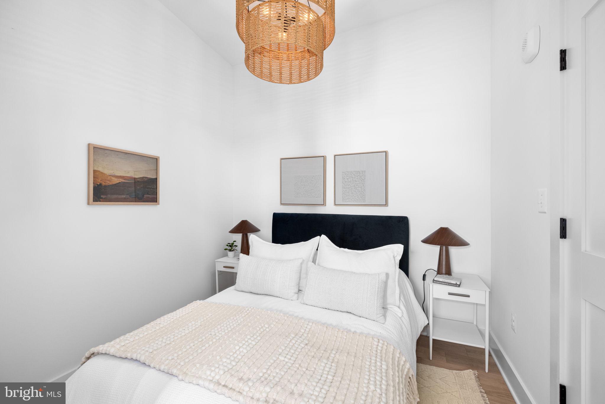 OLD TOWN ALEXANDRIA - Residential Lease