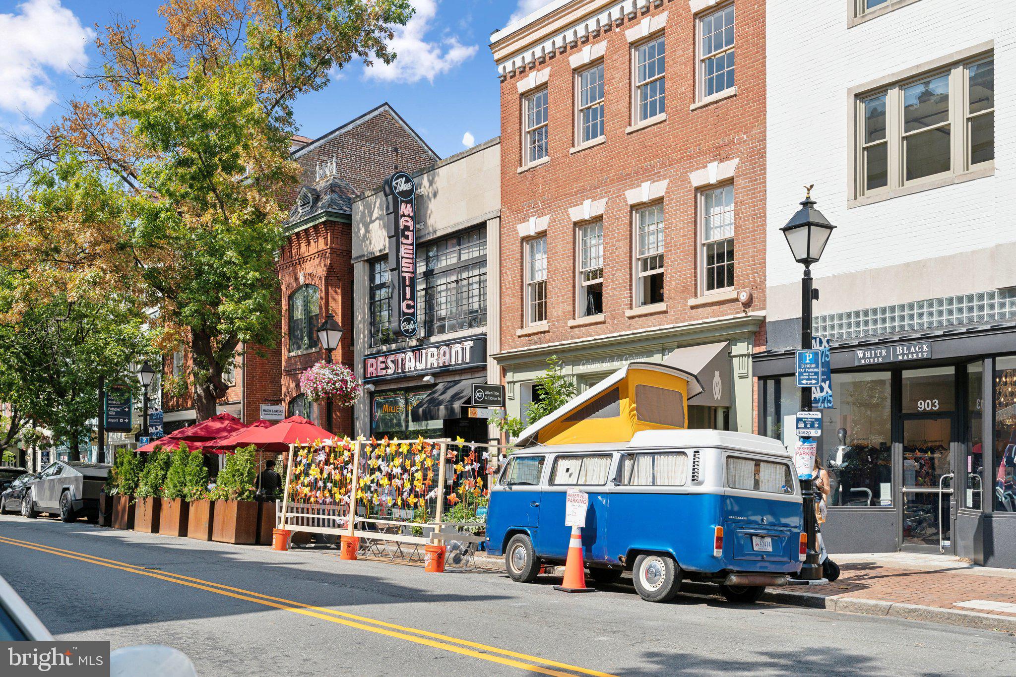 OLD TOWN ALEXANDRIA - Residential Lease