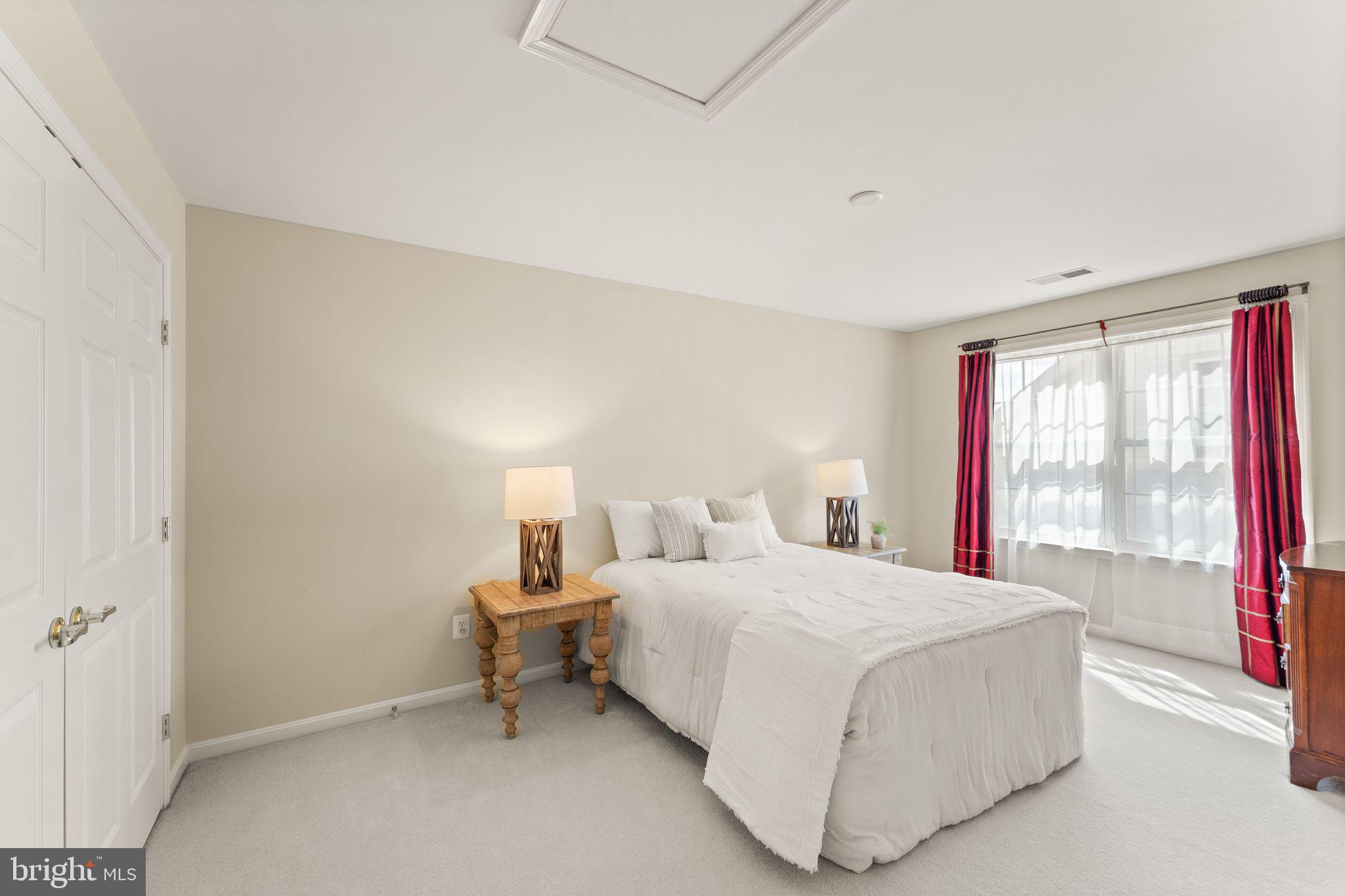 HERITAGE HUNT - Residential