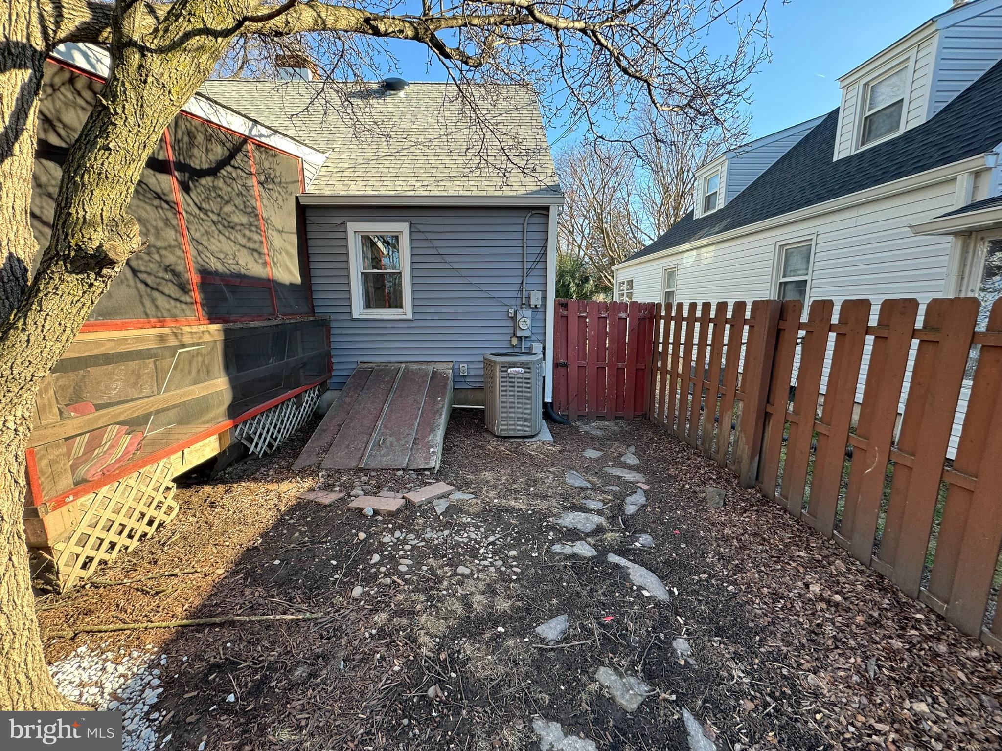 WASHINGTON HGTS - Residential