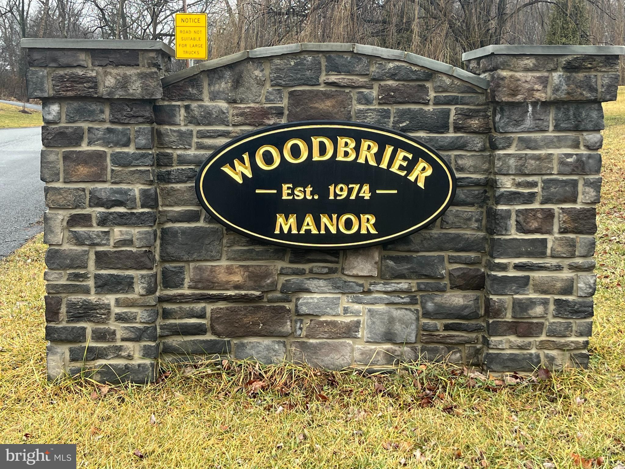 WOODBRIER MANOR - Residential