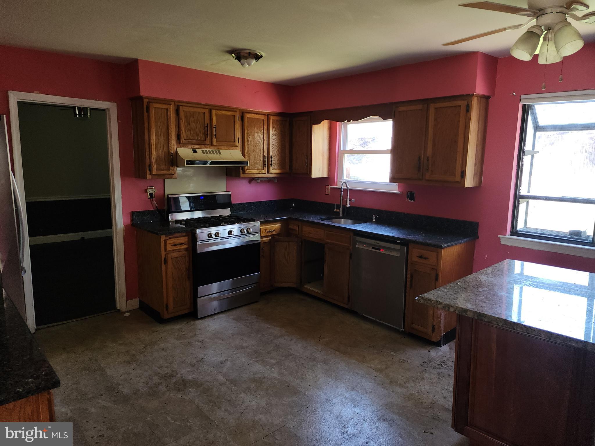 133 HAMPSHIRE DRIVE