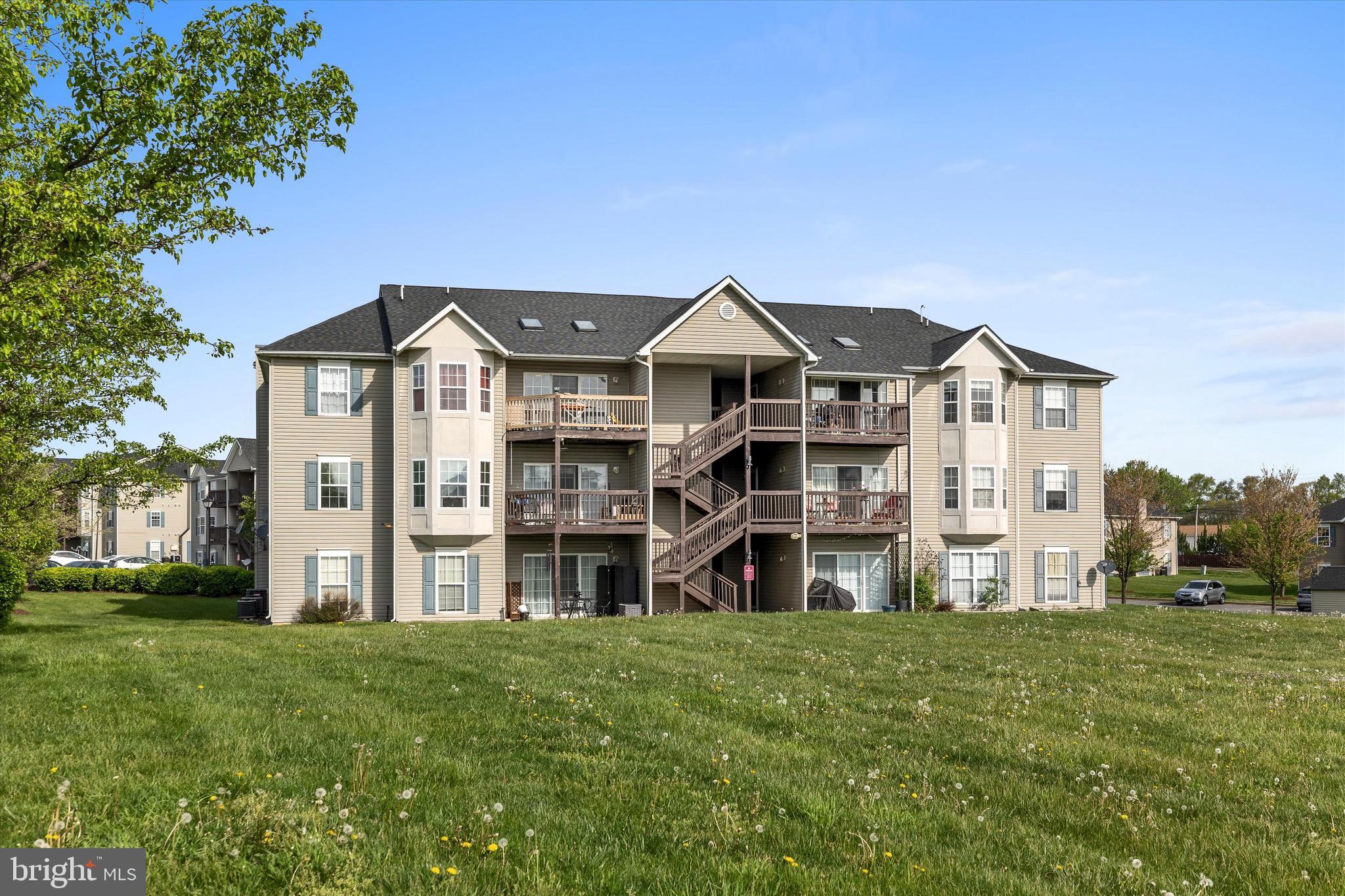 PARKPLACE CONDOMINIUMS - Residential