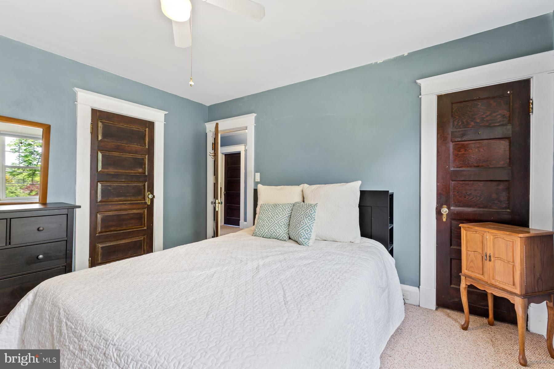 HILLCREST - Residential