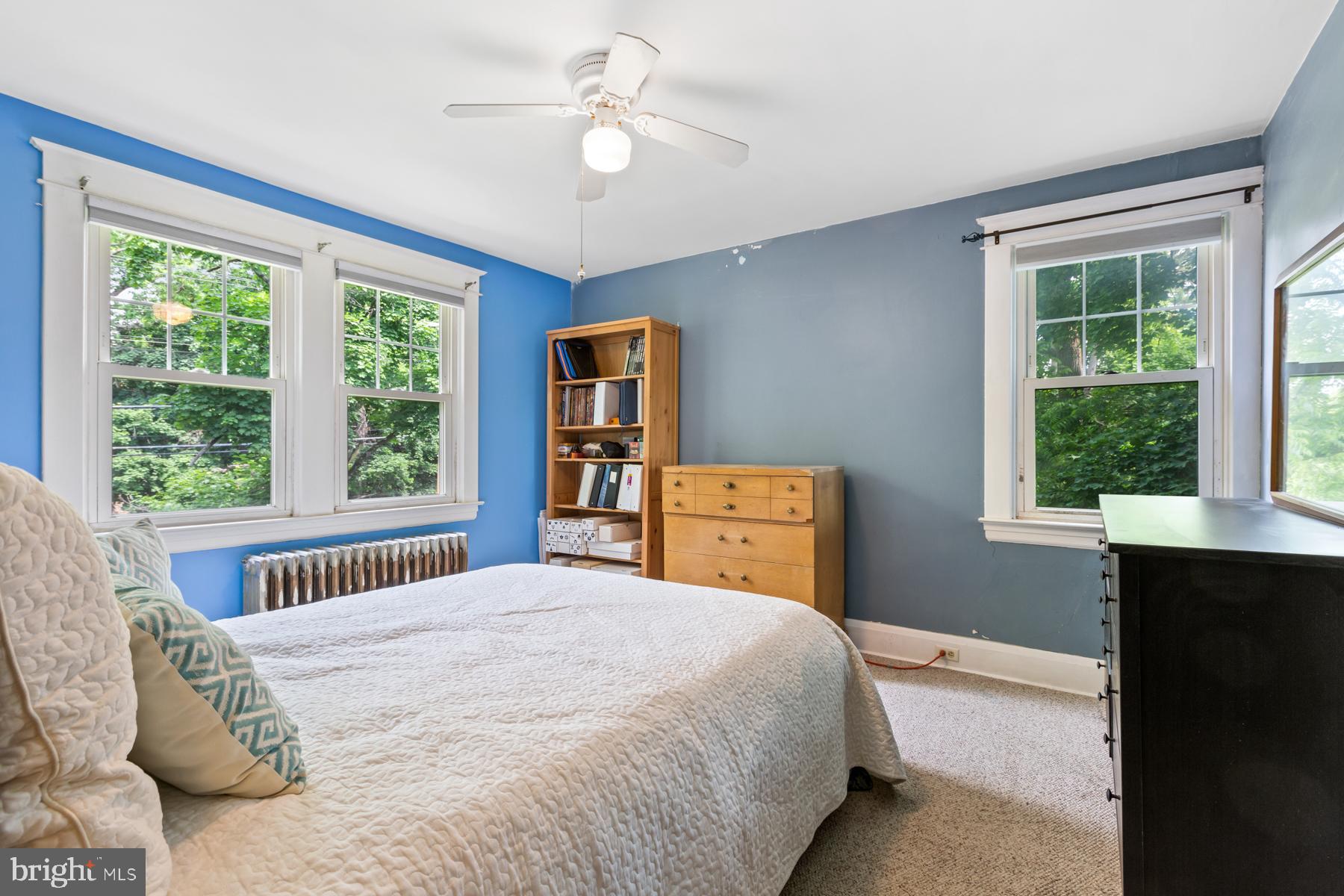 HILLCREST - Residential