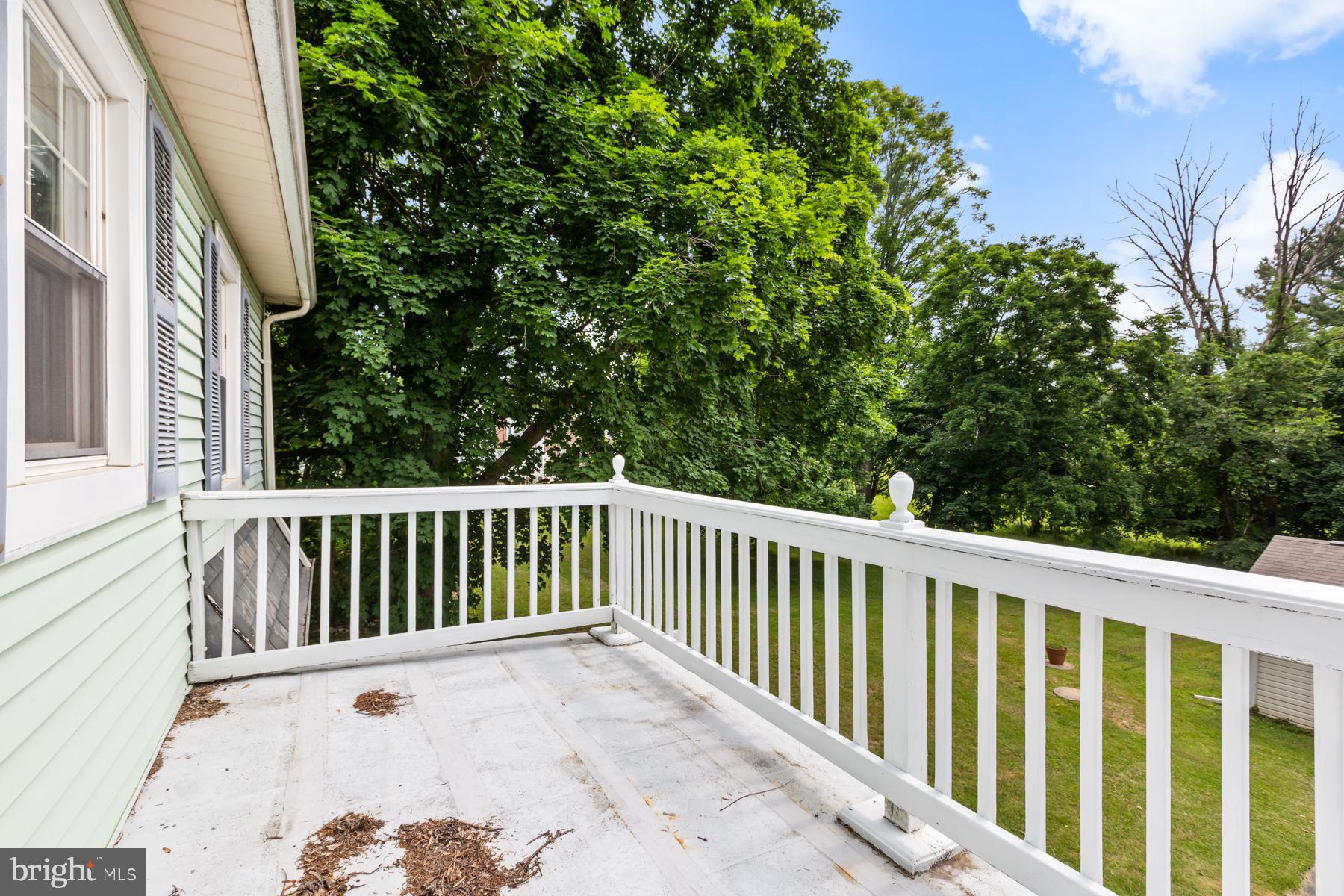 HILLCREST - Residential