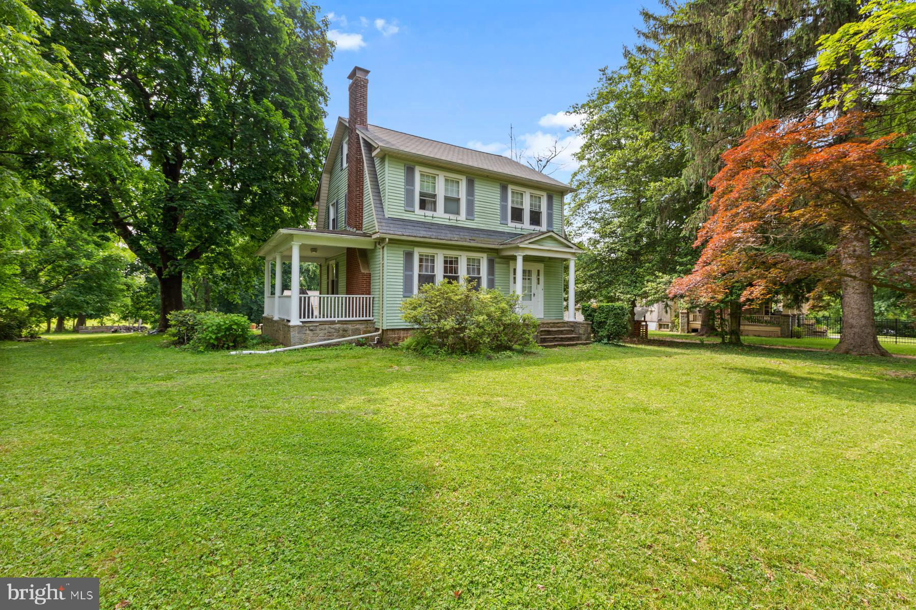 HILLCREST - Residential