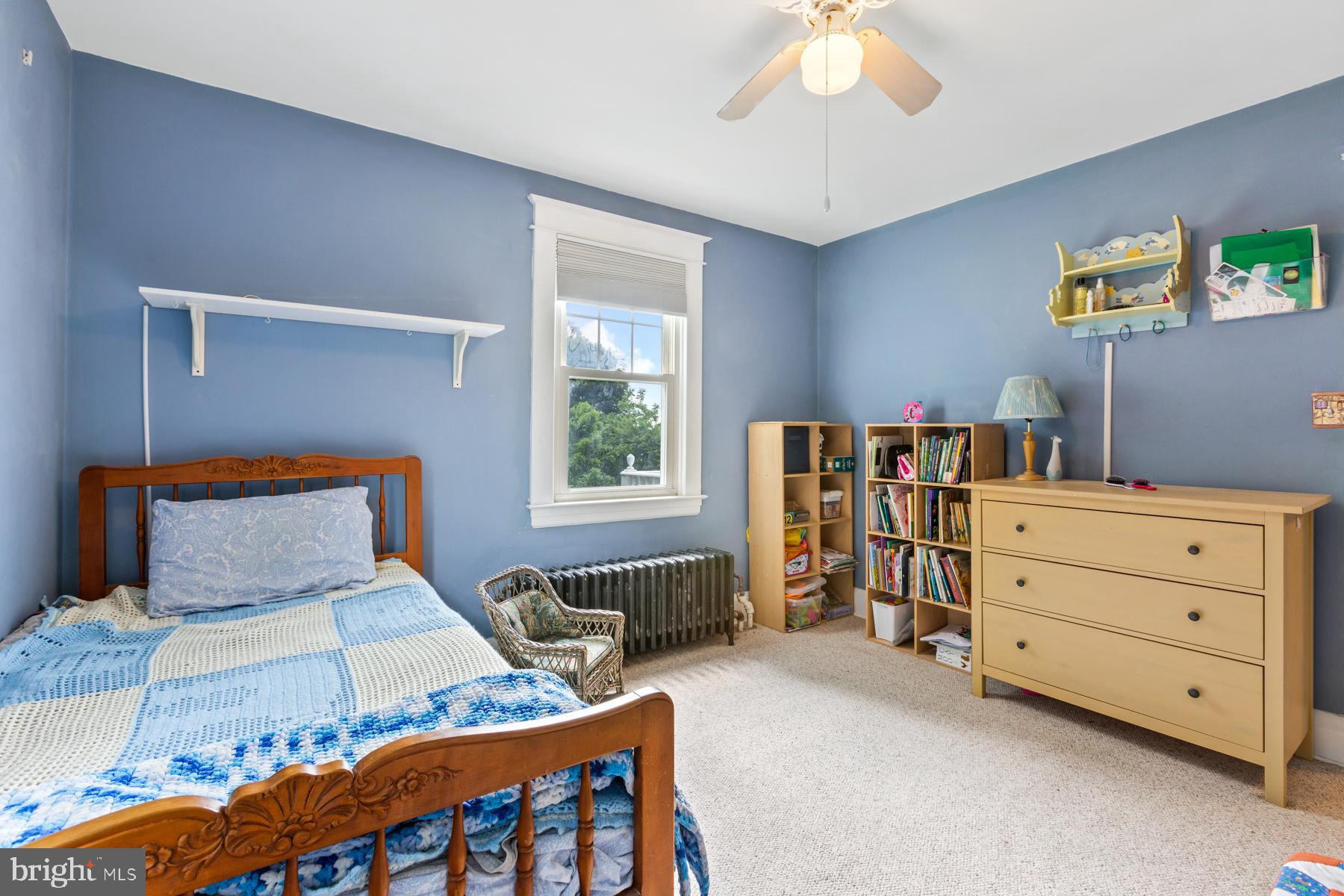 HILLCREST - Residential