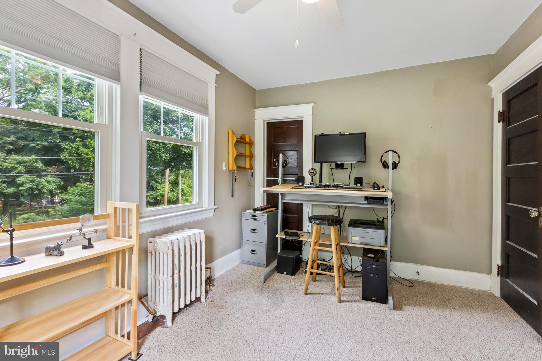 HILLCREST - Residential