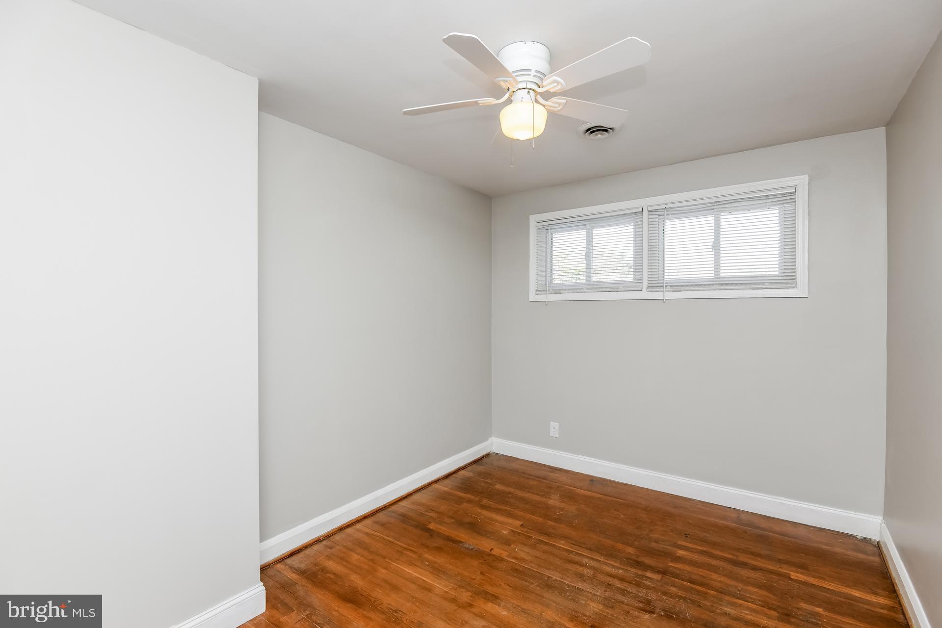 RANDALLWOOD - Residential Lease