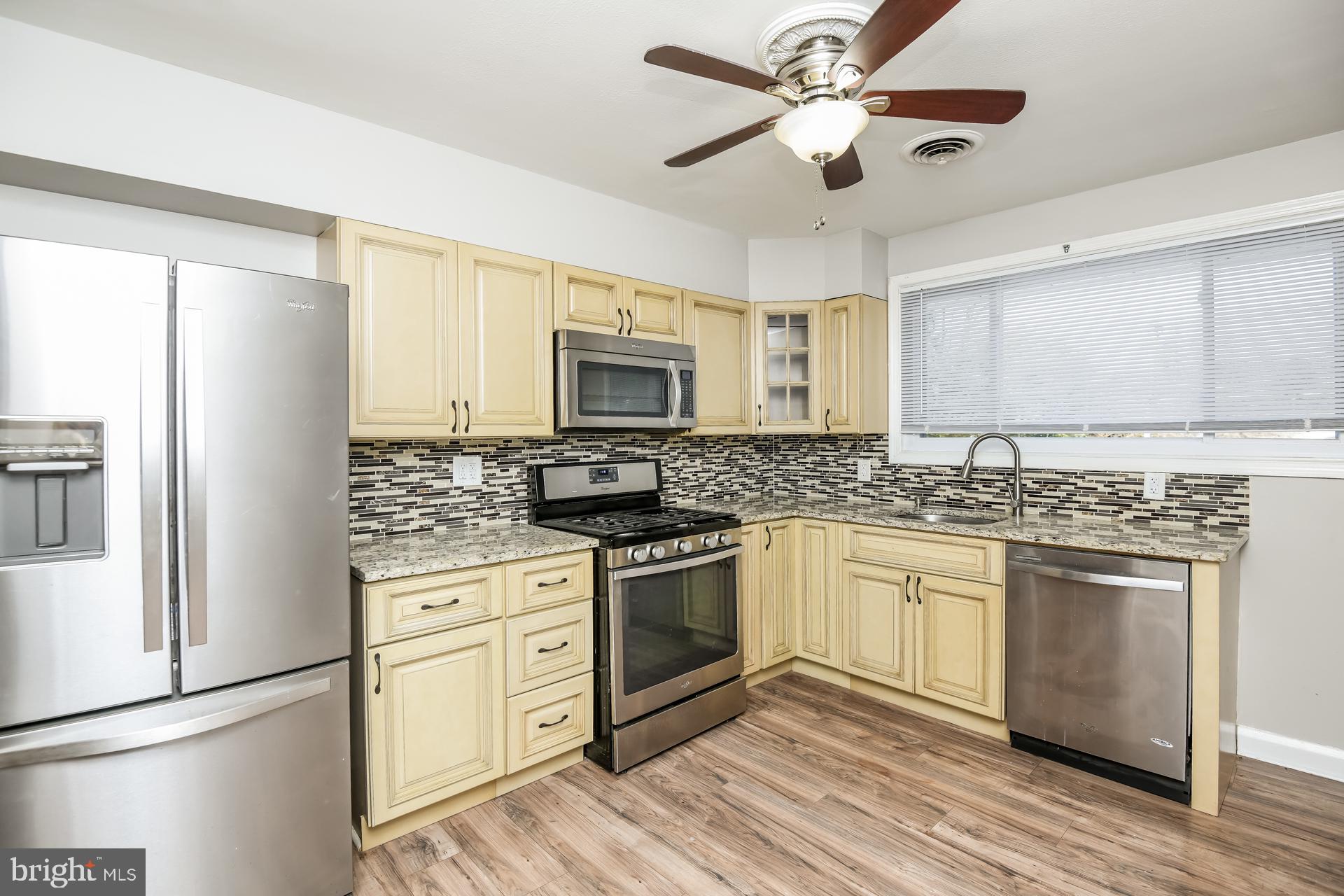 RANDALLWOOD - Residential Lease