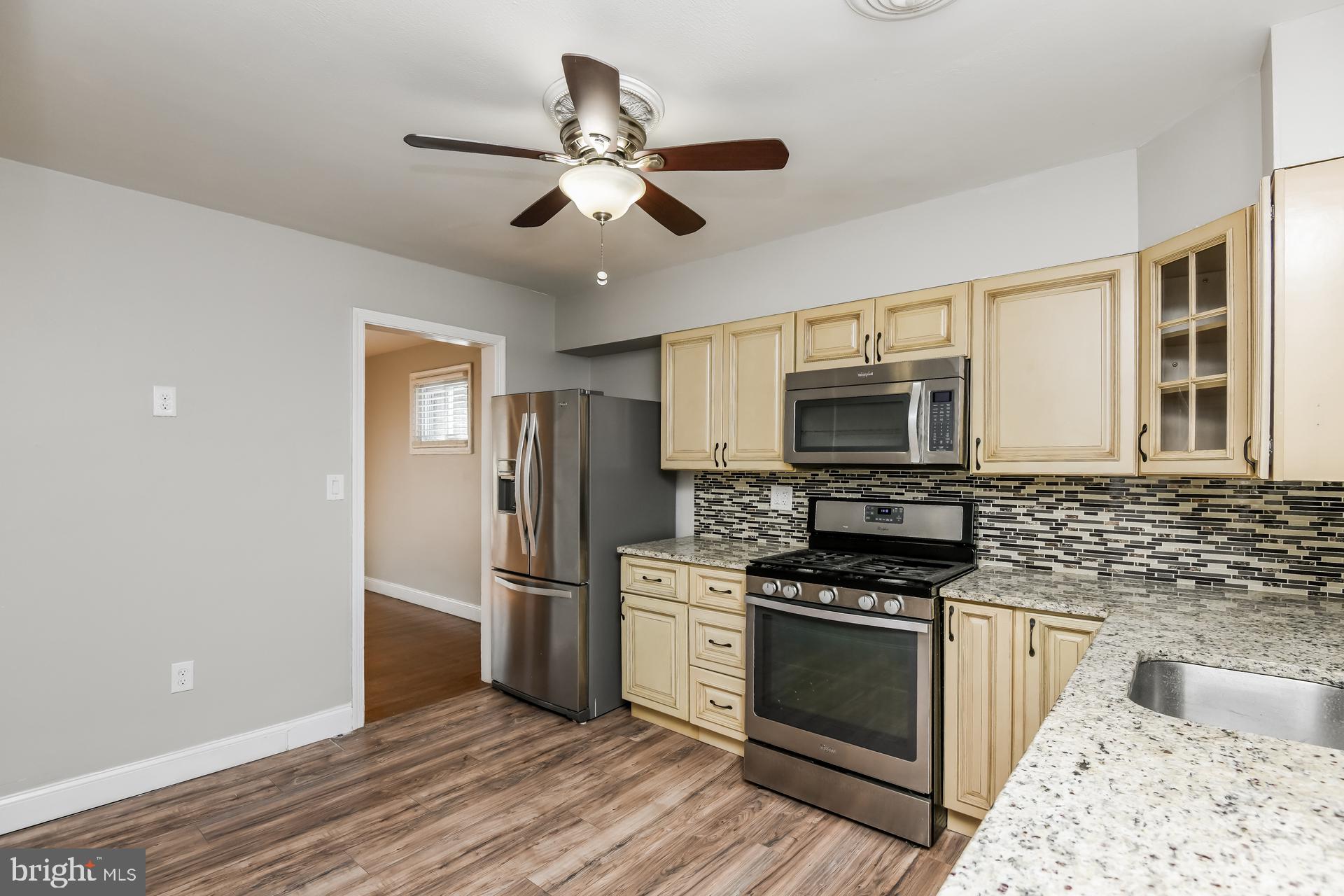 RANDALLWOOD - Residential Lease