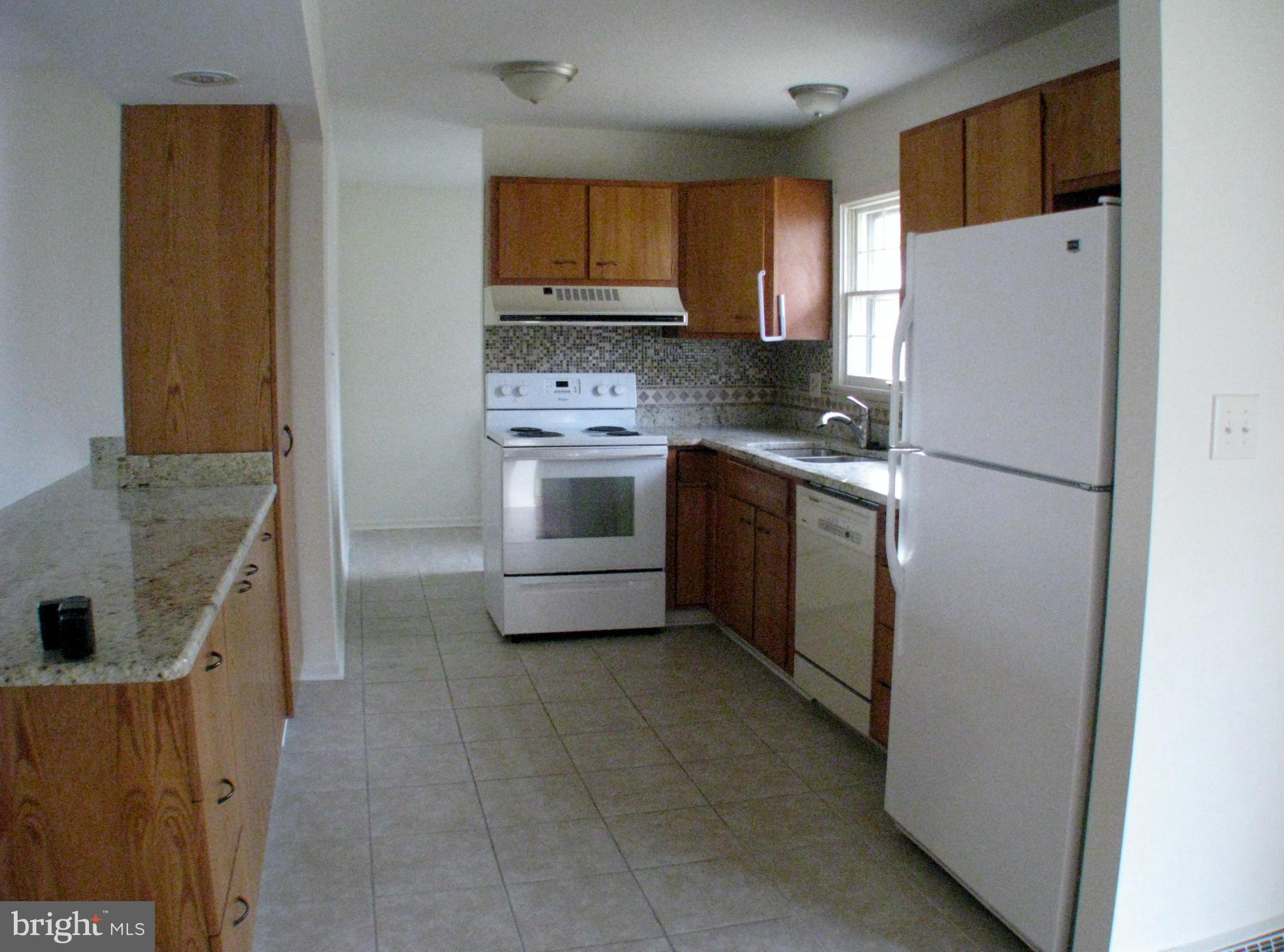 BROYHILLS ADDITION - Residential Lease