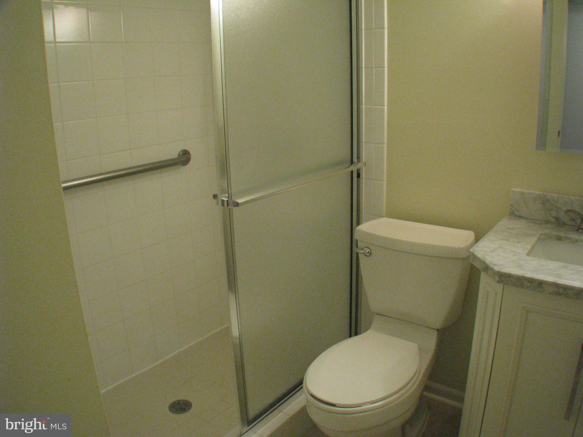 BROYHILLS ADDITION - Residential Lease