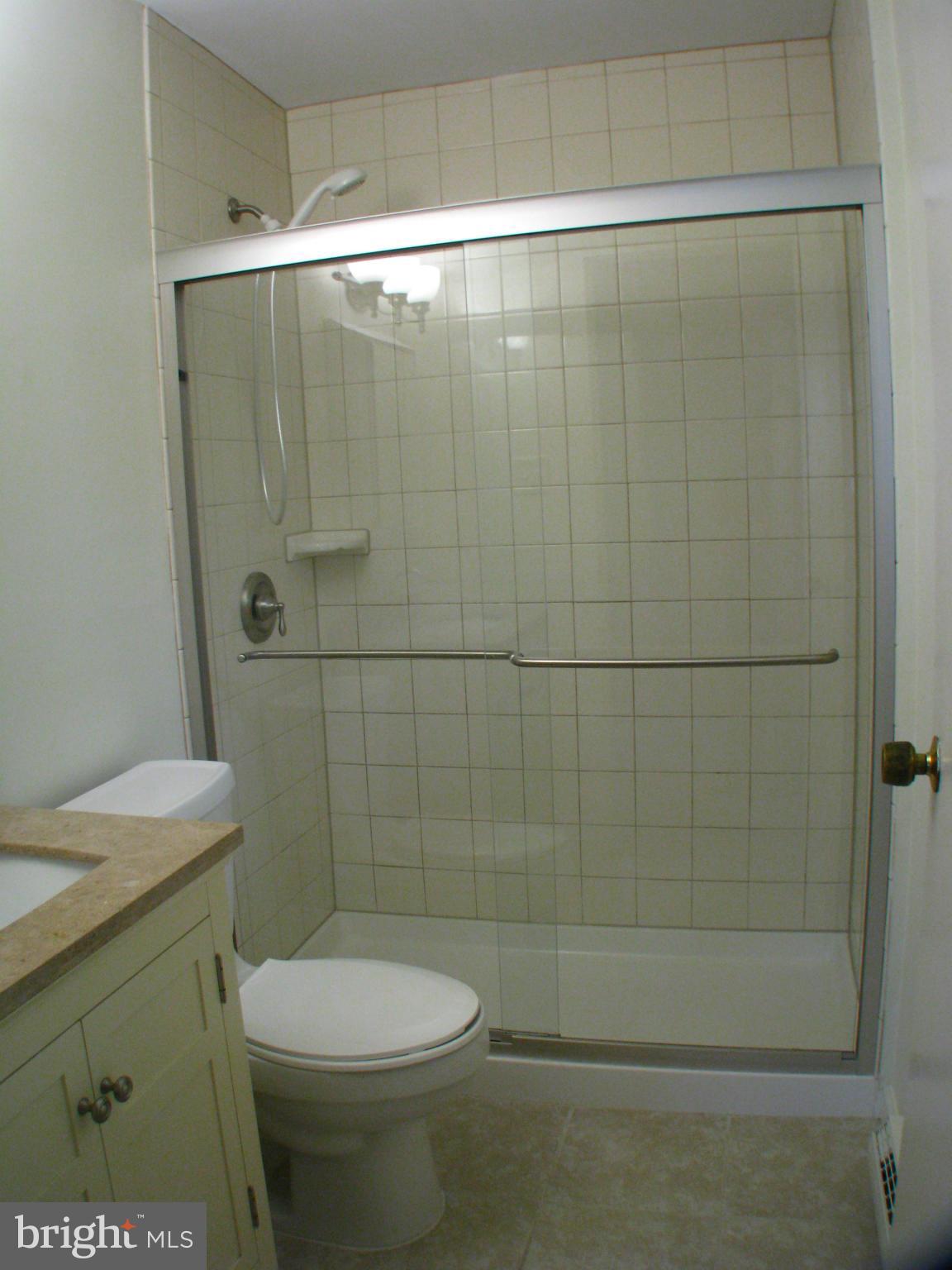 BROYHILLS ADDITION - Residential Lease