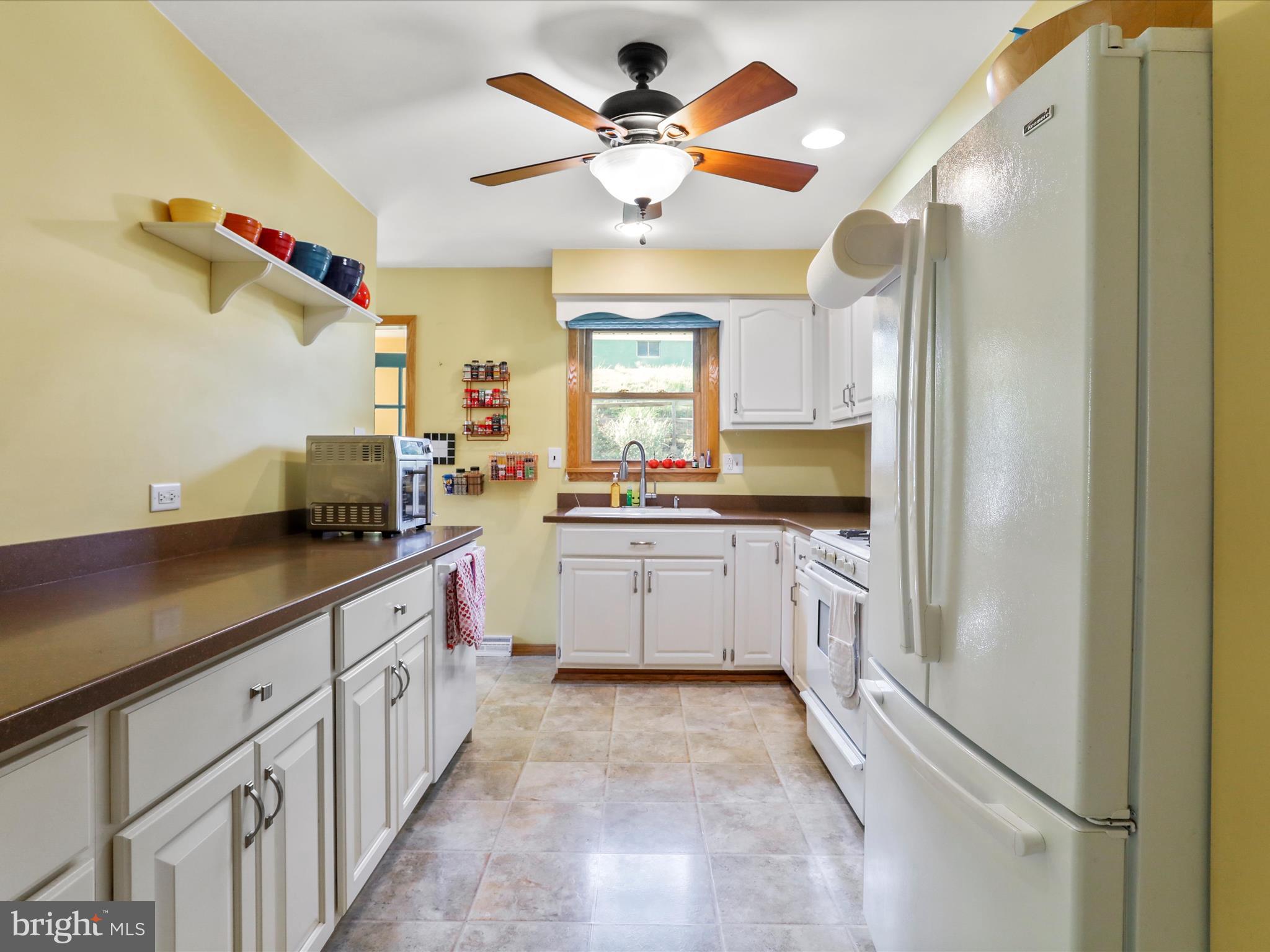 WEST SIDE - Residential