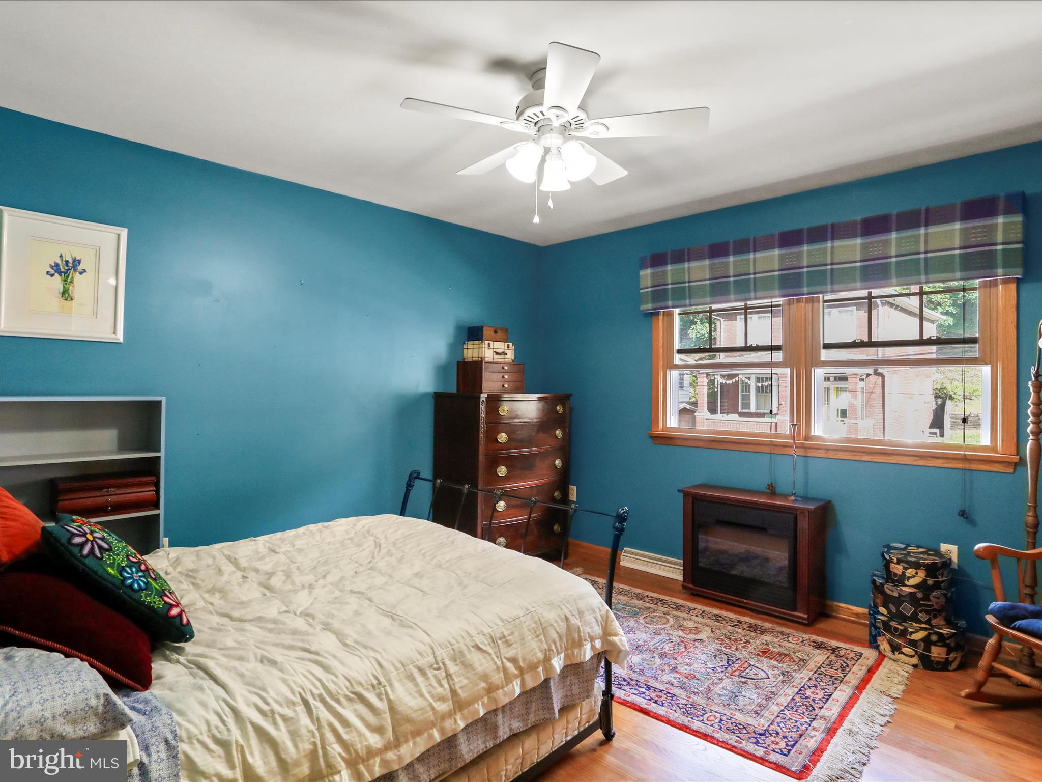 WEST SIDE - Residential